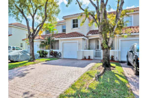 9752 NW 45th Ln, Doral, FL 33178, Sold 03/10/21