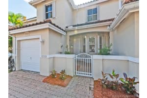 9752 NW 45th Ln, Doral, FL 33178, Sold 03/10/21