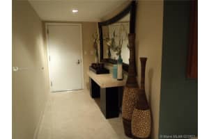 1800 N Bayshore Dr, Miami, FL 33132, Sold 03/25/21