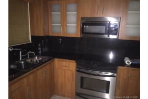 7785 W 30th Ct f205, Hialeah, FL 33018, Sold 04/09/21