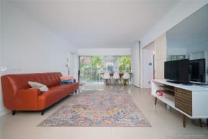 2430 SE 17th St, Fort Lauderdale, FL 33316, Sold 05/04/21