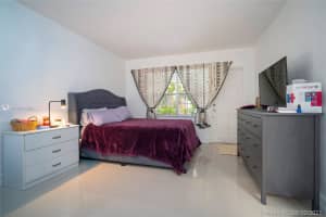 2430 SE 17th St, Fort Lauderdale, FL 33316, Sold 05/04/21