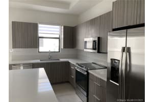 10407 NW 82nd St, Doral, FL 33178, Sold 04/19/21