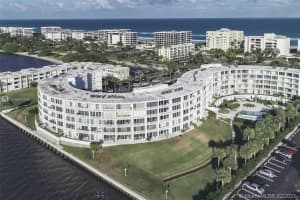 2760 S Ocean Blvd, Palm Beach, FL 33480, Sold 03/22/21