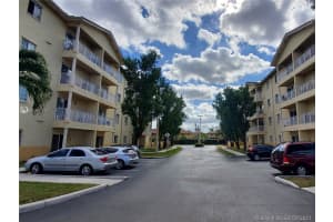 6940 NW 179th St, Hialeah, FL 33015, Sold 05/28/21