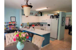 6940 NW 179th St, Hialeah, FL 33015, Sold 05/28/21