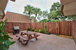 846 Blue Ridge Cir, West Palm Beach, FL 33409, Sold 06/21/21
