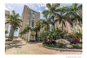 1904 S Ocean Dr, Hallandale Beach, FL 33009, Sold 04/15/21