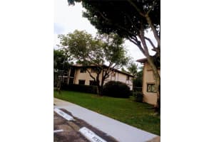 909 NE 199th St, Miami, FL 33179, Sold 04/05/21