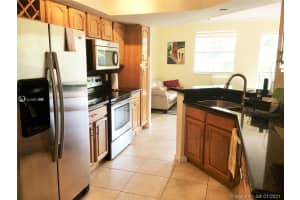 3105 NE 184th St, Aventura, FL 33160, Sold 05/27/21