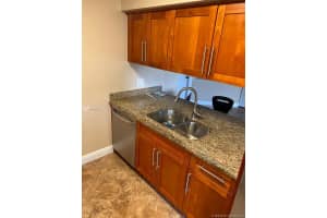 8842 SW 3rd St, Pembroke Pines, FL 33025, Sold 06/18/21