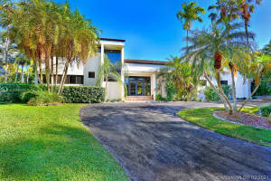 5942 SW 135th Terrace, Pinecrest, FL 33156, Sold 04/20/21