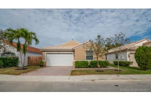 10383 SW 16th St, Pembroke Pines, FL 33025, Sold 03/15/21