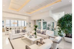 9501 Collins Ave, Surfside, FL 33154, Sold 04/08/21