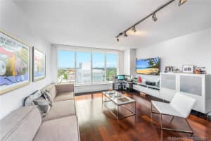 10350 W Bay Harbor Dr PH-P, Miami Beach, FL 33154, Sold 04/06/21