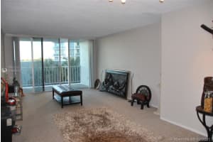 1865 79th Street Causeway #4e, North Bay Village, FL 33141, Sold 11/30/21