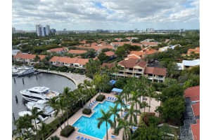 3610 Yacht Club Dr, Miami, FL 33180, Sold 04/19/21