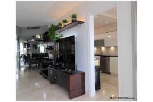 20191 E Country Club Dr, Miami, FL 33180, Sold 05/20/21