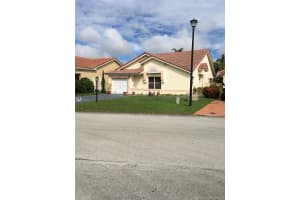 5487 NW 189th St, Miami Gardens, FL 33055, Sold 07/08/21