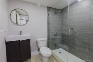 8893 Fontainebleau Blvd, Miami, FL 33172, Sold 03/22/21