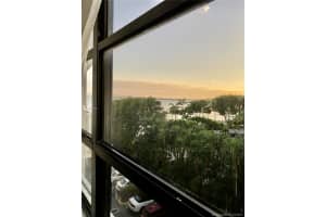 1440 Brickell Bay Dr, Miami, FL 33131, Sold 05/06/21