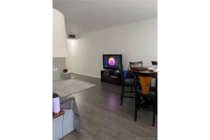 1440 Brickell Bay Dr, Miami, FL 33131, Sold 05/06/21