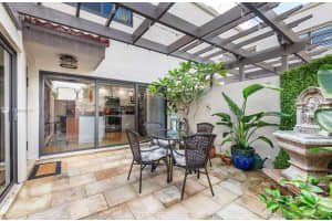 4732 SW 67th Ave APT K8, Miami, FL 33155, Sold 12/08/20