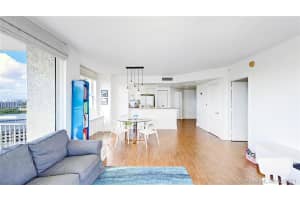 19501 W Country Club Dr, Aventura, FL 33180, Sold 06/15/21