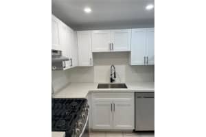 1205 Mariposa Ave, Coral Gables, FL 33146, Sold 04/15/21