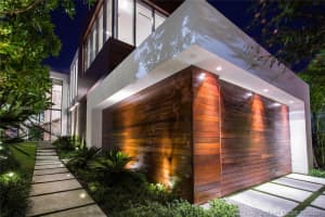 421 N Hibiscus Dr, Miami Beach, FL 33139, Sold 03/15/21