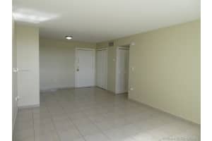 666 W 81st St, Hialeah, FL 33014, Sold 03/01/21