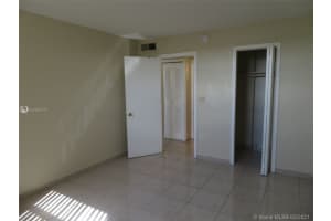 666 W 81st St, Hialeah, FL 33014, Sold 03/01/21