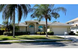 10212 SW 12th St, Pembroke Pines, FL 33025, Sold 03/30/21