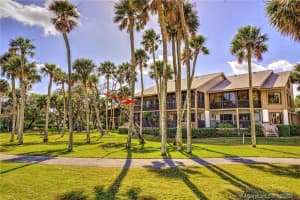 233 NE Edgewater Dr, Stuart, FL 34996, Sold 05/19/21