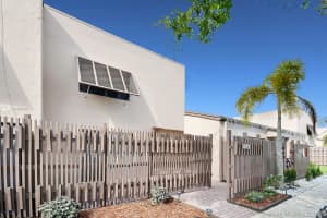 1148 NW 122nd Terrace, Pembroke Pines, FL 33026, Sold 03/10/21
