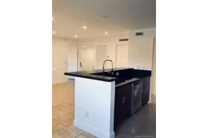 8375 SW 5th St, Pembroke Pines, FL 33025, Sold 05/06/21