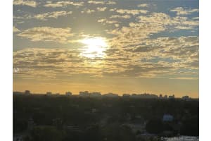 900 SW 8th St #500, Miami, FL 33130, Sold 03/26/21