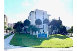 17620 Atlantic Blvd, Sunny Isles Beach, FL 33160, Sold 07/23/21
