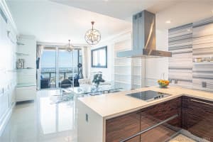 Marquis Residences, 1100 Biscayne Blvd, Miami, FL 33130, Sold 05/21/21