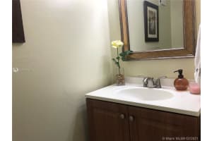 503 NW 98th Ct, Miami, FL 33172, Sold 05/17/21