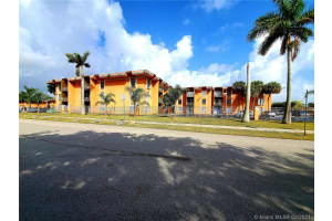 9403 SW 76th St APT Y27, Miami, FL 33173, Sold 04/20/21