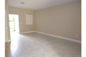 377 NE 37th Pl, Homestead, FL 33033, Sold 04/01/21