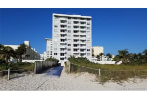 465 Ocean Dr, Miami Beach, FL 33139, Sold 03/04/21