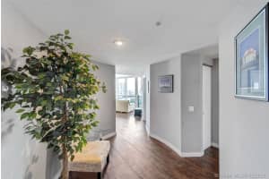 480 NE 30th St, Miami, FL 33137, Sold 03/15/21