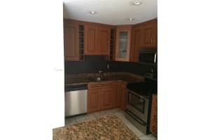 9483 SW 76th St APT N8, Miami, FL 33173, Sold 08/17/21