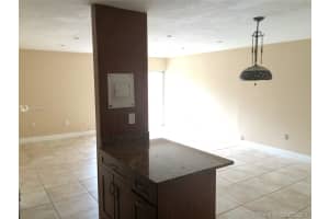 9483 SW 76th St APT N8, Miami, FL 33173, Sold 08/17/21