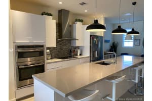 6310 NW 103rd Pl, Doral, FL 33178, Sold 04/27/21