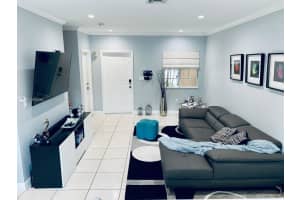 14836 SW 9th Ln, Miami, FL 33194, Sold 04/15/21