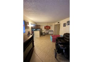7155 NW 179th St, Hialeah, FL 33015, Sold 03/23/21