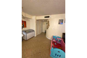 7155 NW 179th St, Hialeah, FL 33015, Sold 03/23/21